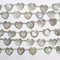 Cuentas de corazón facetadas de piedra lunar gris St. de 6", 9-10 mm, tira de 15 cm.