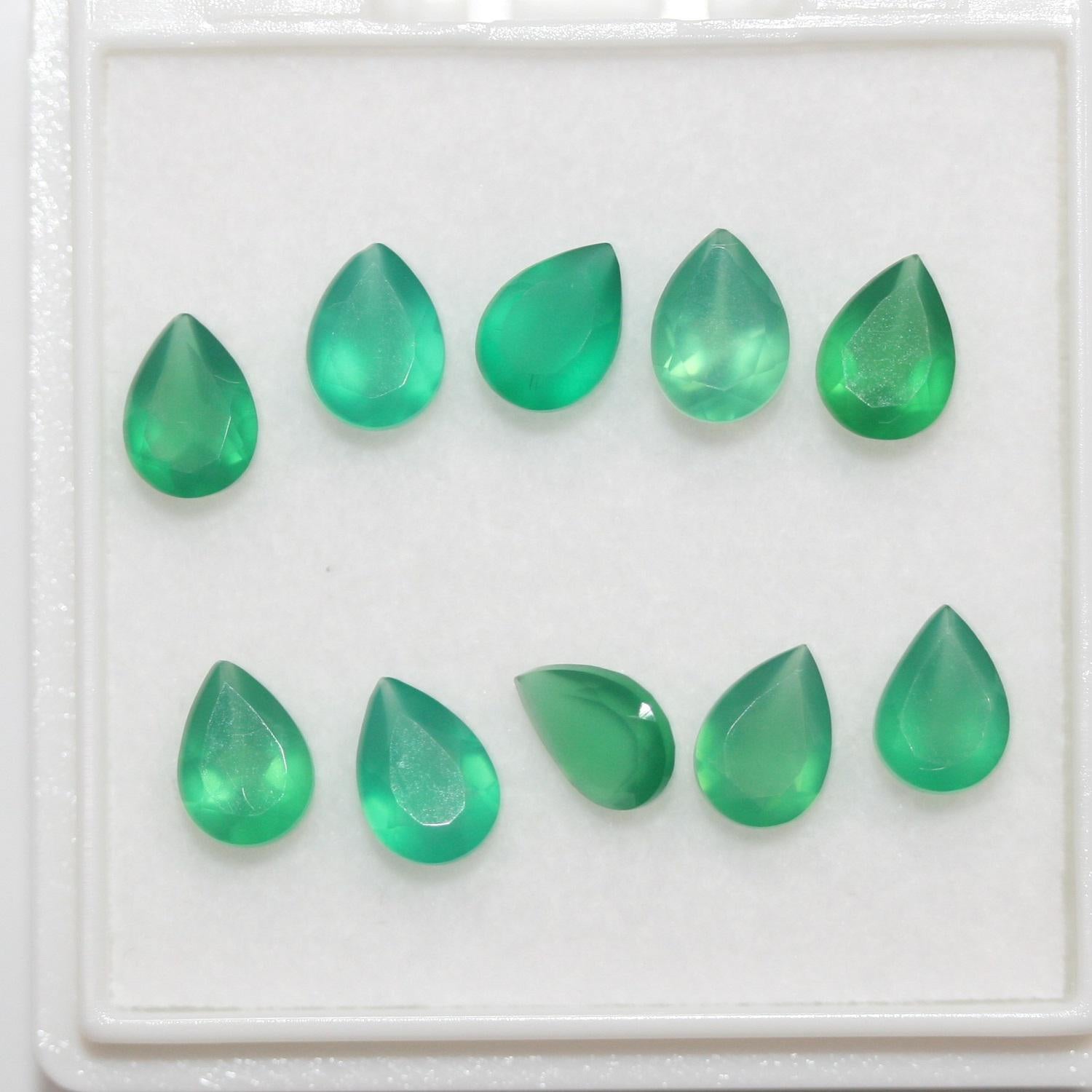 Lot de 10 pierres précieuses en onix vert facettées en forme de goutte, 7 x 5 mm. - Vente en gros de pierres taillées de qualité supérieure