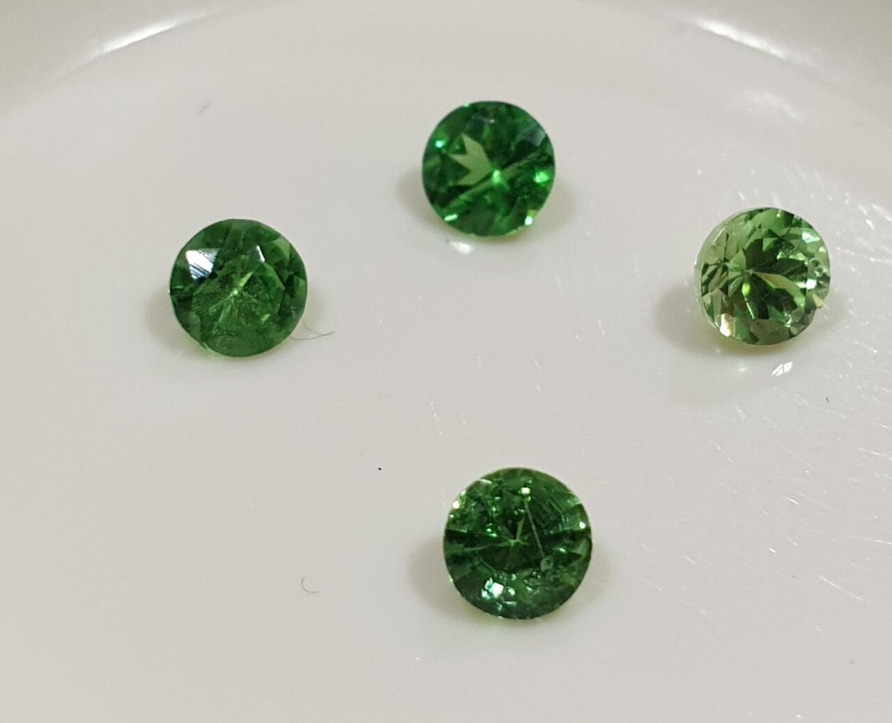 1 Pc Tsavorite Garnet Faceted Round 3mm.-(1Pc)  -Gemstone Parcels-Loose Stones Wholesale Price