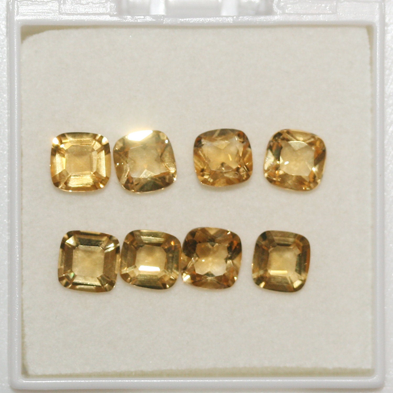 Lote de 8 citrinos cuadrados facetados de 6 mm (8 piezas)