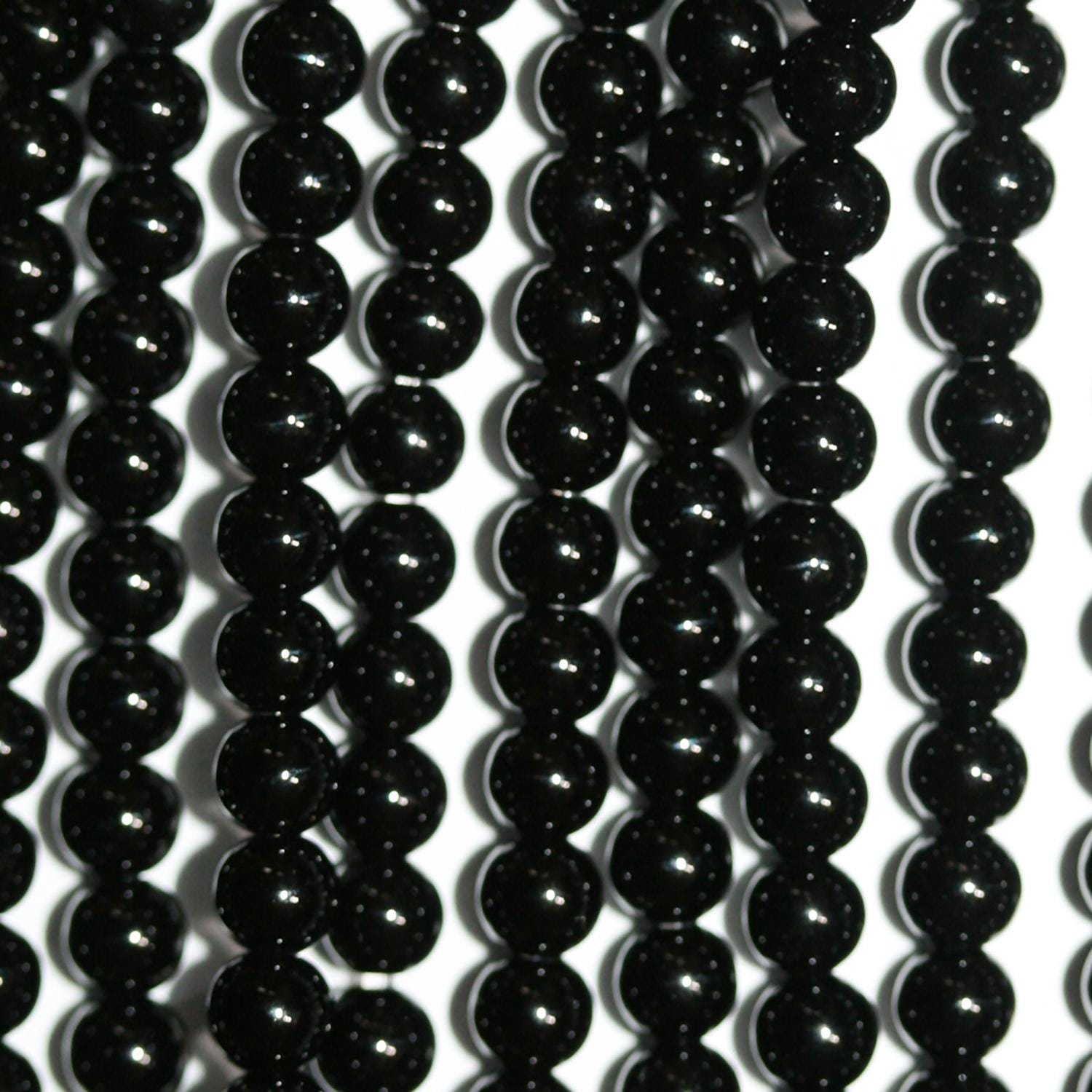 Cuentas redondas lisas de ónix de San Valentín de 4 mm (16") - Hilo de 40 cm