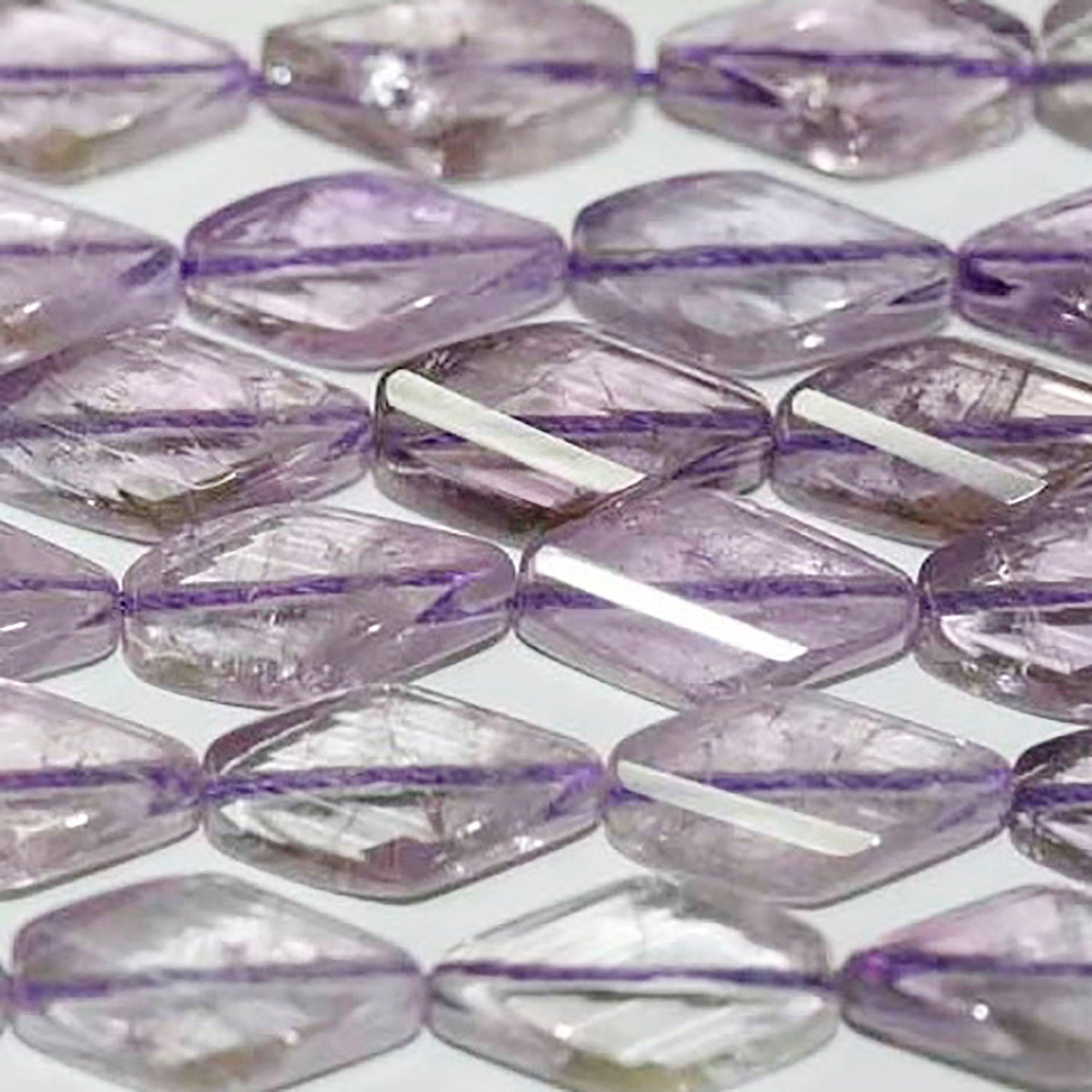 Cuentas de diamante facetado de amatista de 16" (20 x 12 mm) - Hilo de 40 cm