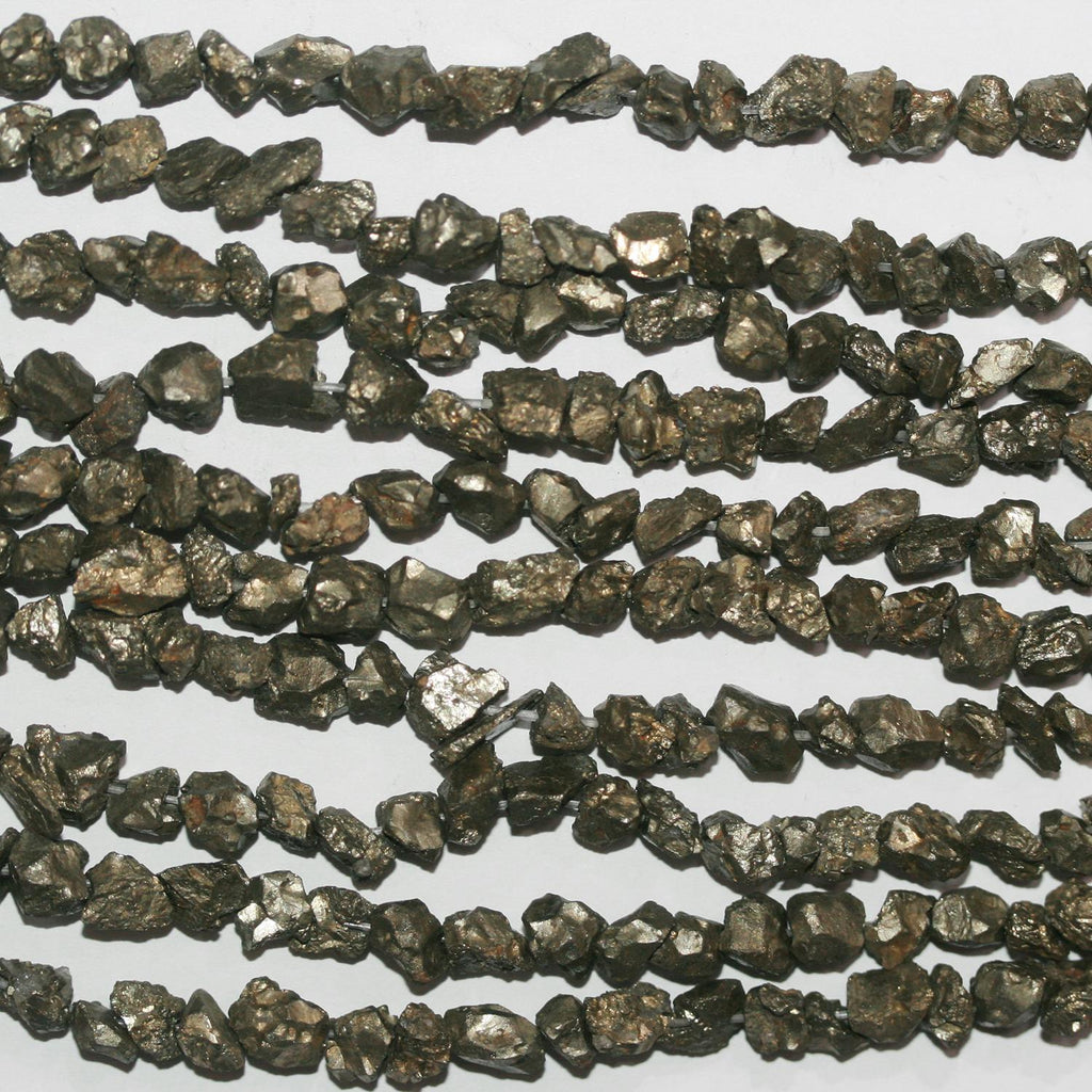 Perles de pyrite naturelle lisses non polies de 15 pouces, 6-7 mm environ - Fil de 39 cm.