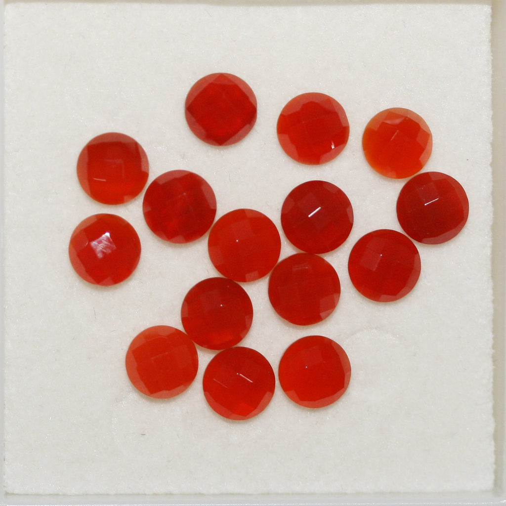 Lot de 15 cabochons ronds à facettes en cornaline de 5 mm. (15 pièces)
