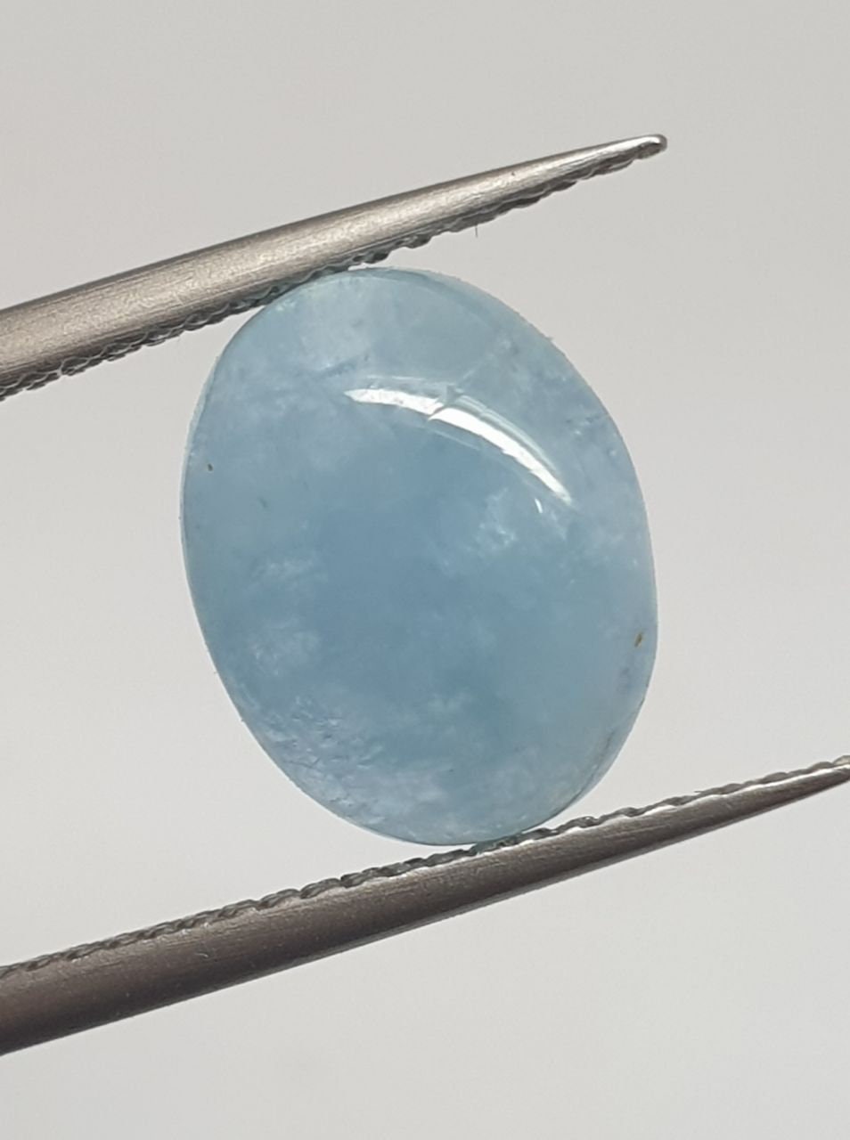 Cabochon ovale d'aigue-marine 11 x 8,8 mm (3,07 ct) - Pierre précieuse naturelle pour la joaillerie