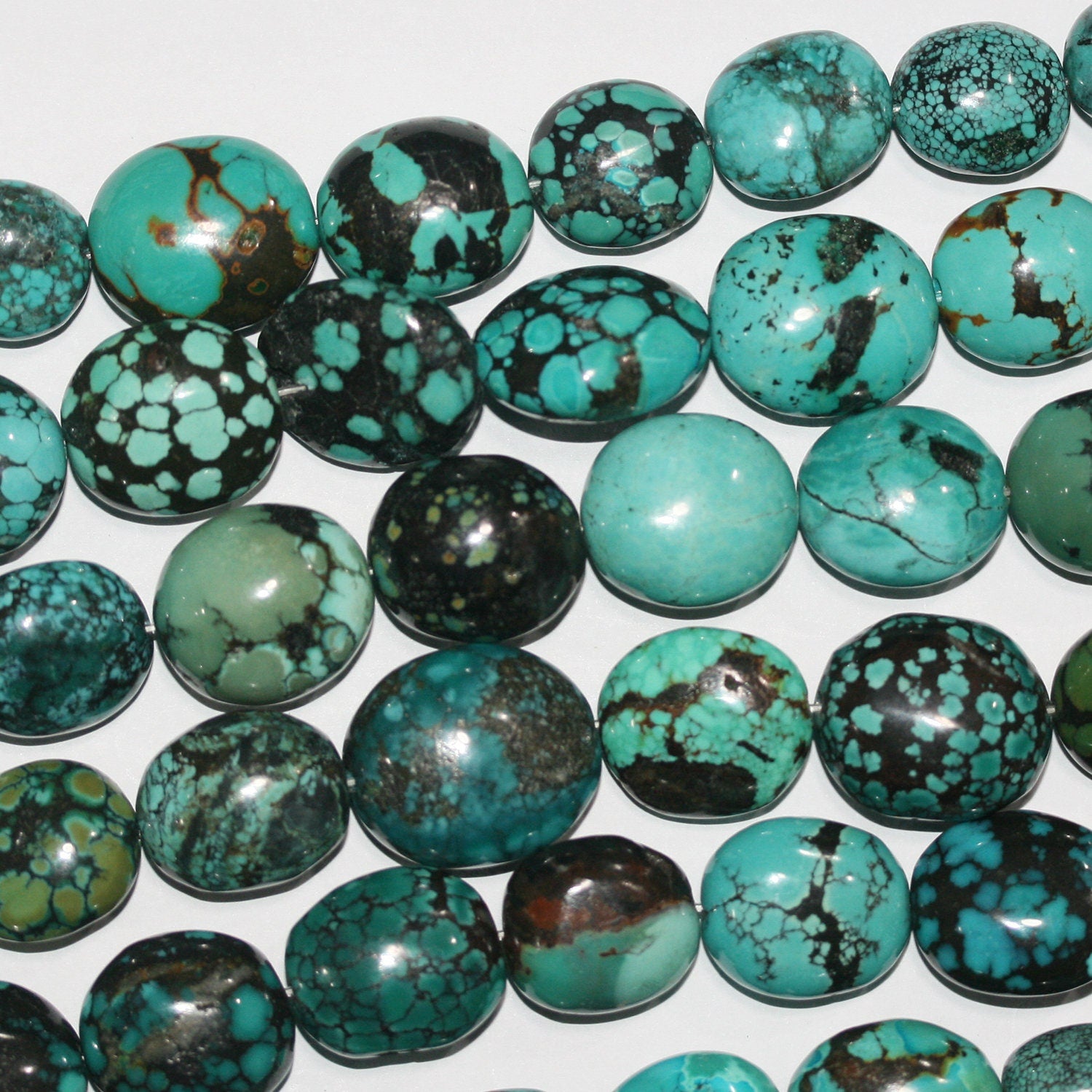 Cuentas ovaladas lisas de color turquesa de 16" x 19 x 16 mm aprox. - Hilo de 40 cm.