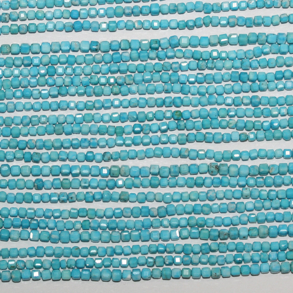 Perles cubiques à facettes en turquoise St de 15 pouces, 2-2,5 mm - Fil de 39 cm.