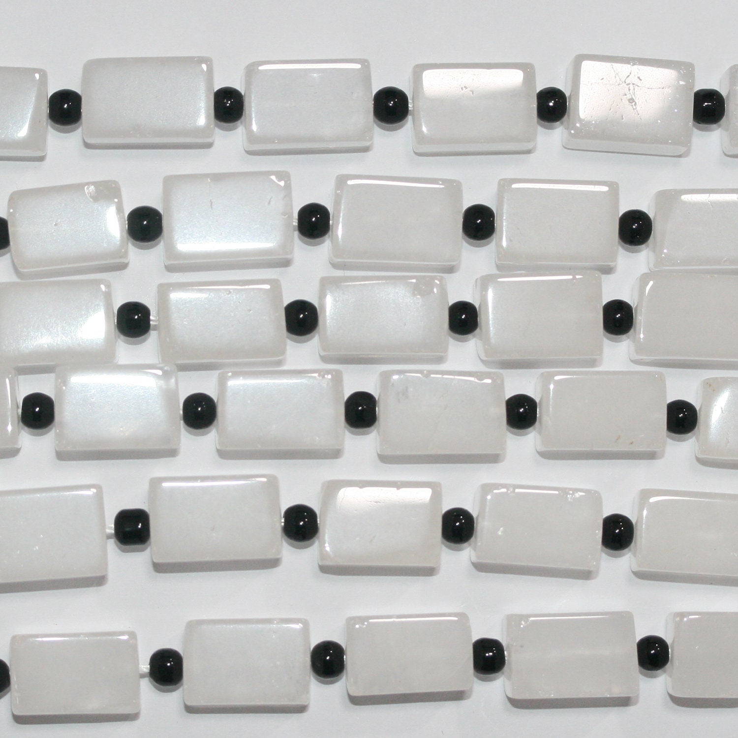 Perles de quartz cristal de roche St à prisme lisse, 15 x 10 mm, longueur 39 cm.