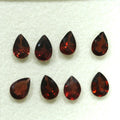Lot de 8 grenats taillés en goutte, 7 x 5 mm. - Pierres précieuses de qualité supérieure, vente en gros.