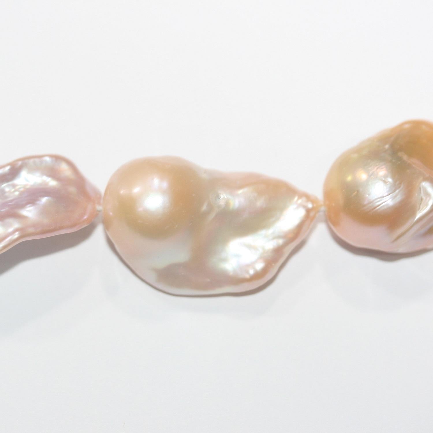 Perlas barrocas multicolores de 40 cm, 25 x 14 mm aprox. - Hilo de 40 cm - Artículo 14536 - Precios al por mayor de perlas naturales