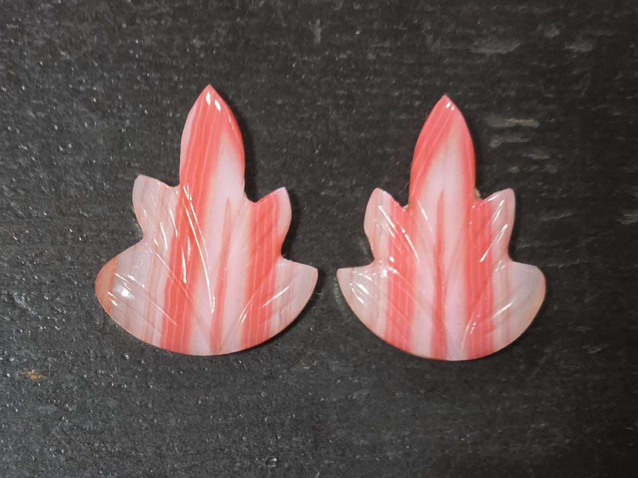 1 Matching Pair Red Agate Leaf (2 Pieces ) 23x18mm