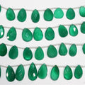 Perles en onyx vert St de 8 pouces, à facettes graduées, 14 x 8 à 21 x 13 mm environ - Longueur du fil : 20 cm.