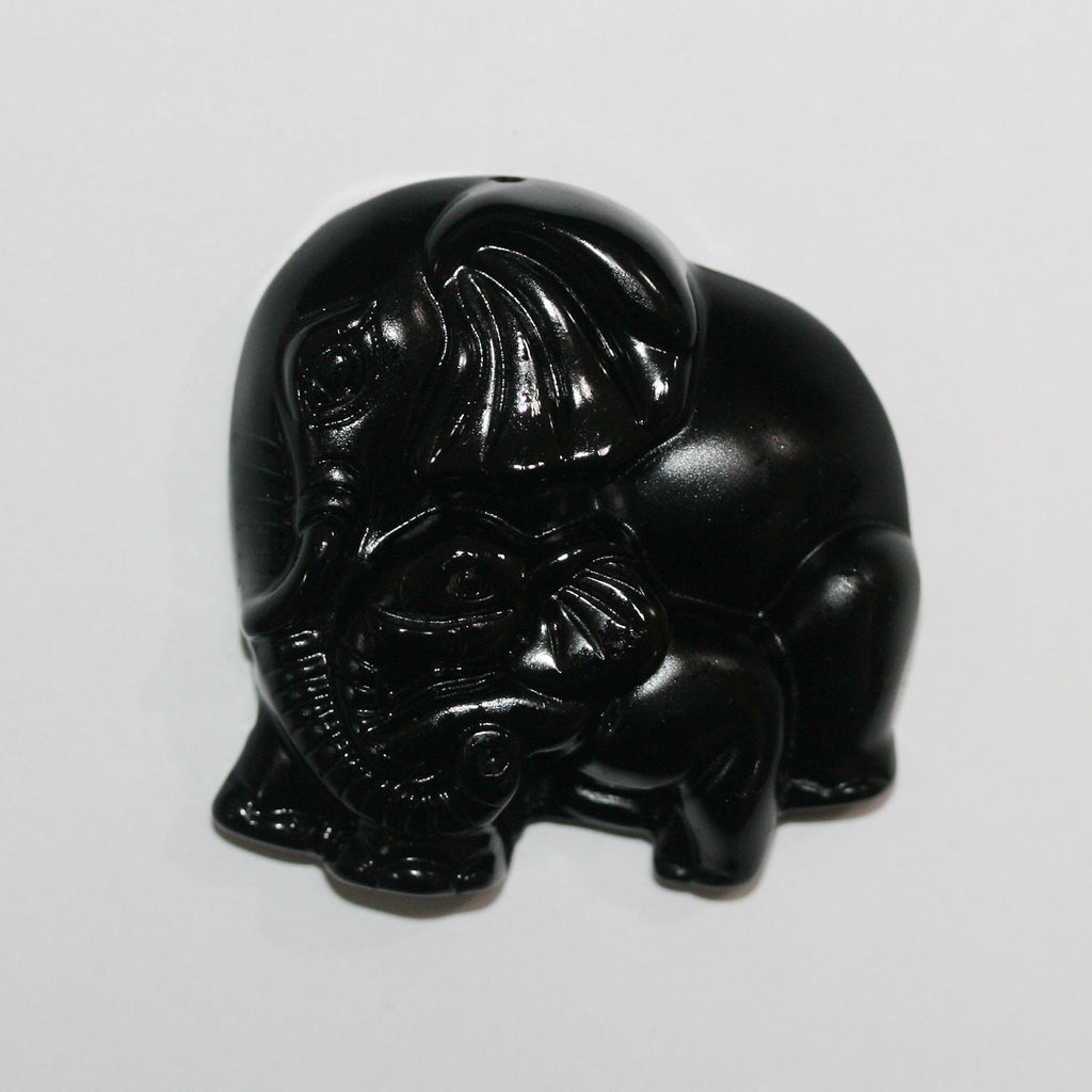 Pendentif éléphant en obsidienne 48x45mm.