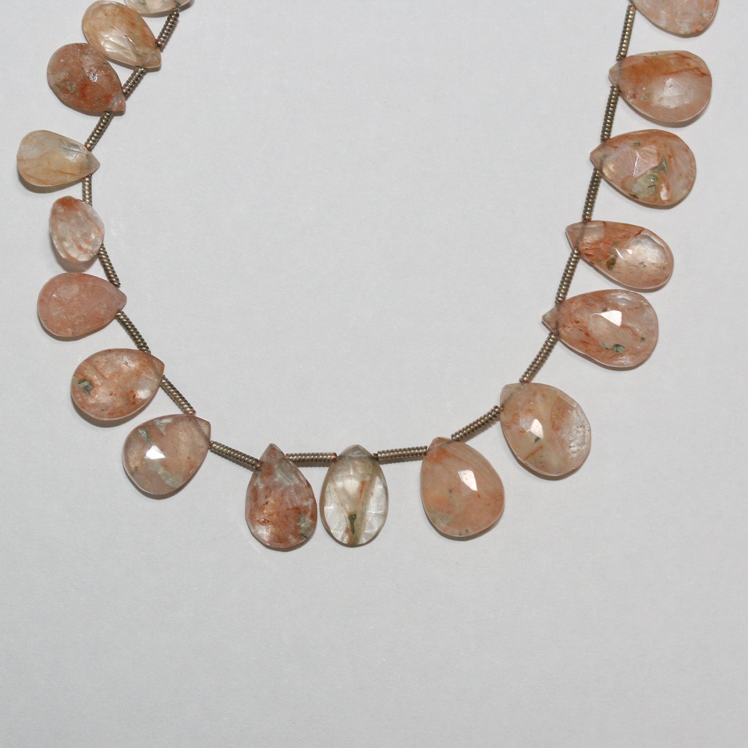 Perles en quartz cuivré St de 8 pouces, à facettes graduées, 10x8 - 12x10 mm. Environ - Fil de 20 cm.