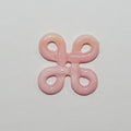 Pendentif sculpté en coquillage rose naturel 14-15 mm (1 paire)