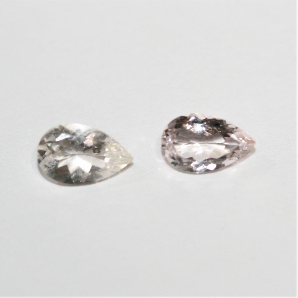 Lote de 2 Morganitas Facetadas en Forma de Gota de 8x5 mm (2 Piezas)