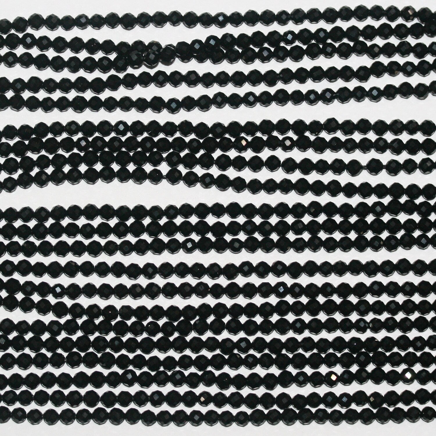 Perles rondes à facettes en onyx de 39 cm (15 pouces), 3 mm de diamètre.