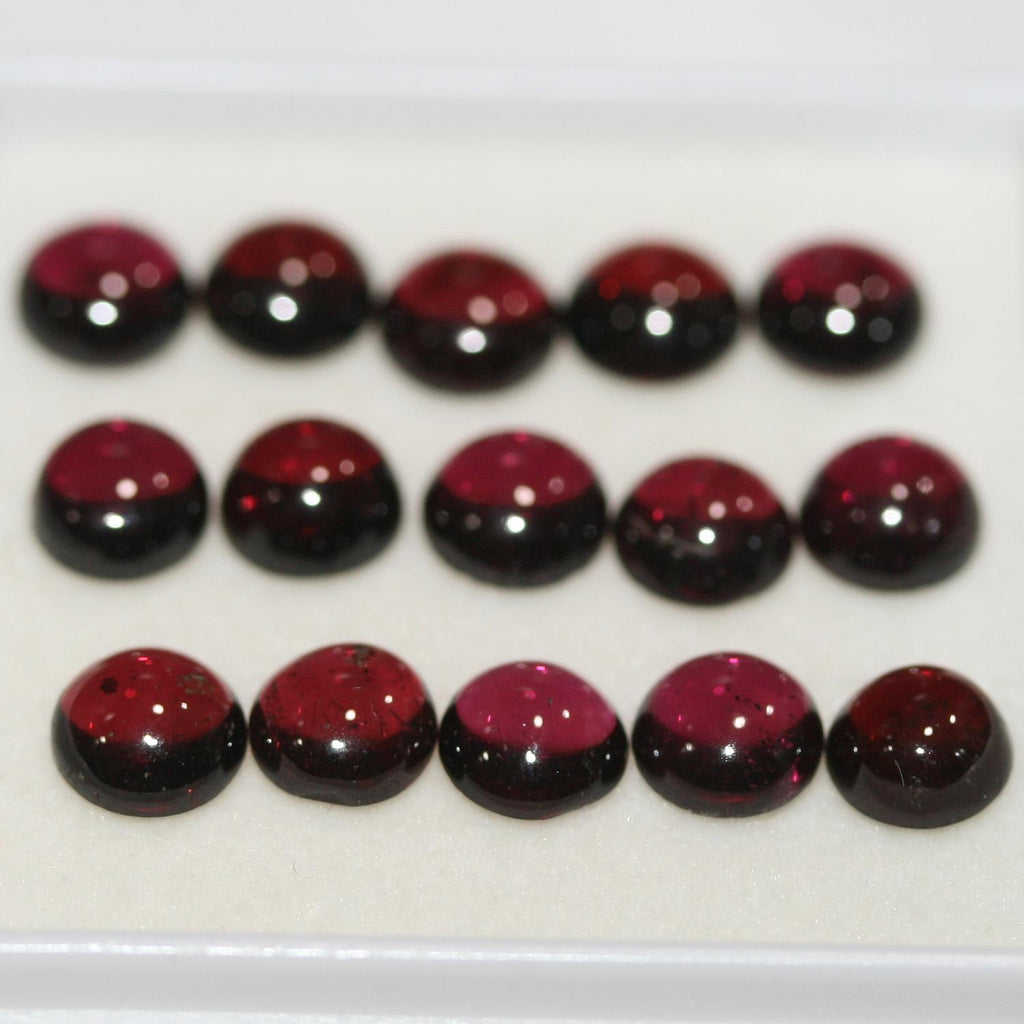 Lote de 15 cabujones redondos de granate de 6 mm. (15 uds.)