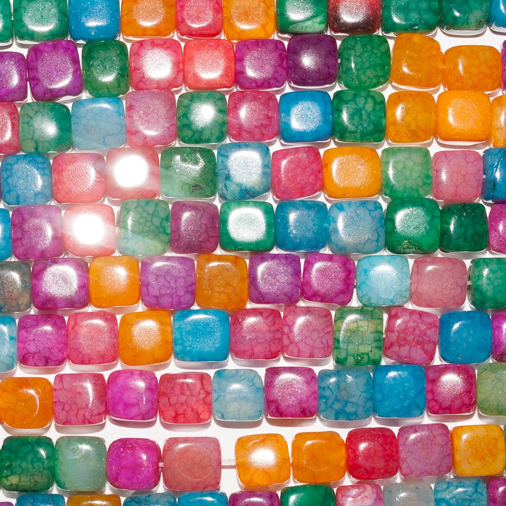 Perles cubiques lisses en agate multicolore St de 14 pouces, 8-9 mm. Fil de 38 cm.