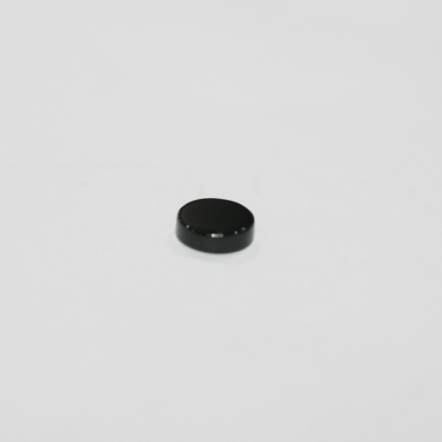 Onyx Smooth Disc Cabochon 7mm. (15 Pieces).