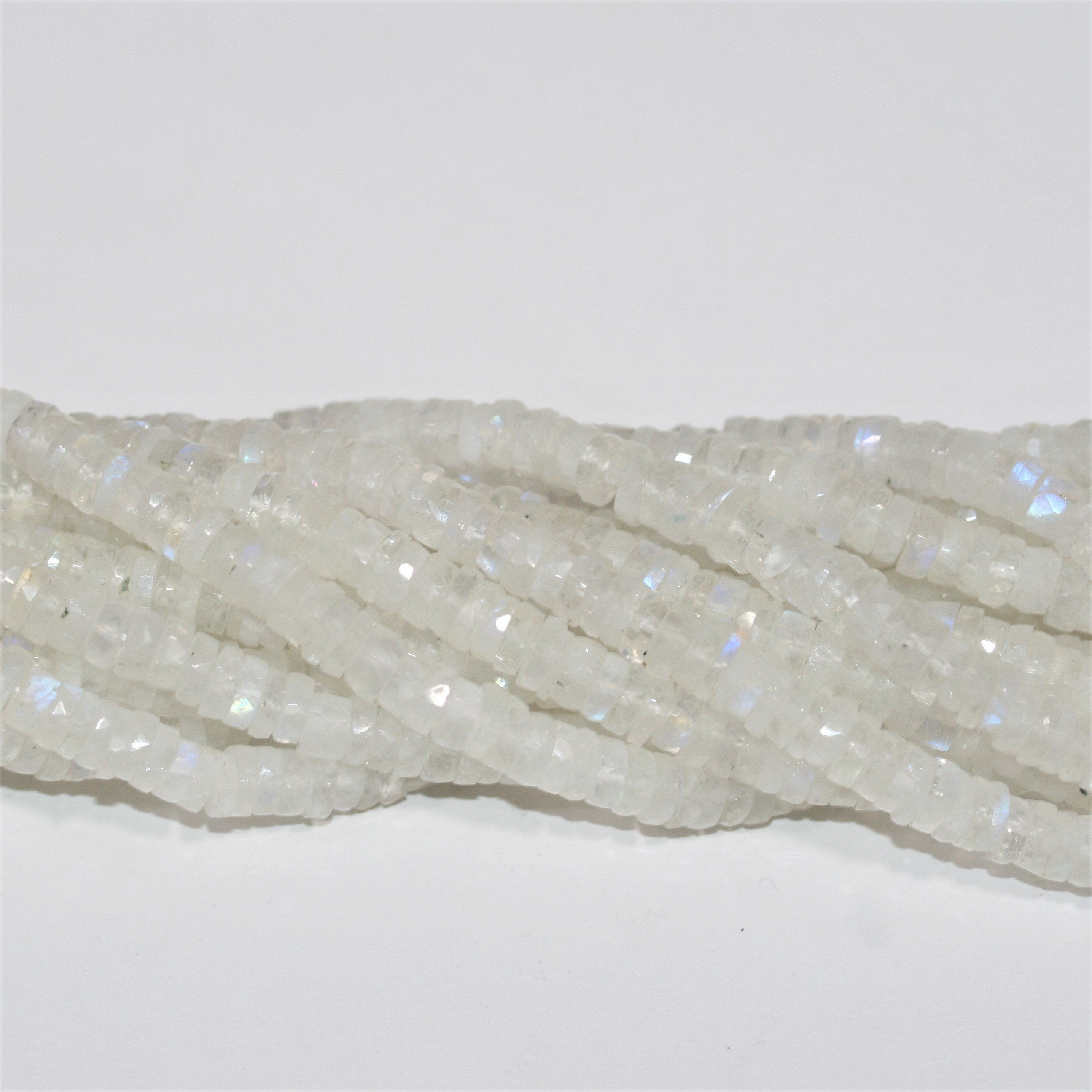 16" Cuentas de disco facetadas de piedra lunar 6x2 mm.- Hilo 40cm.