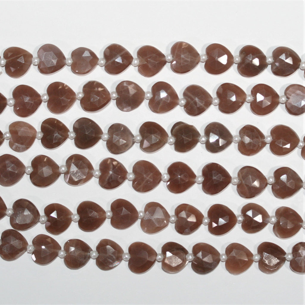 Cuentas de corazón facetadas de piedra lunar marrón de 7" 8x10 mm - Hilo de 17 cm.