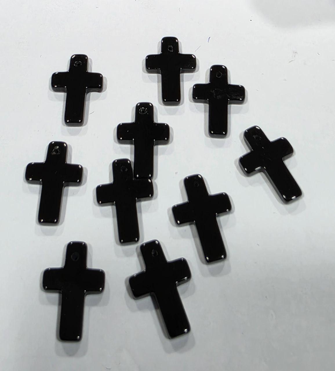 Colgante Cruz de Ónix Lisa 15x10mm. 10Uds.