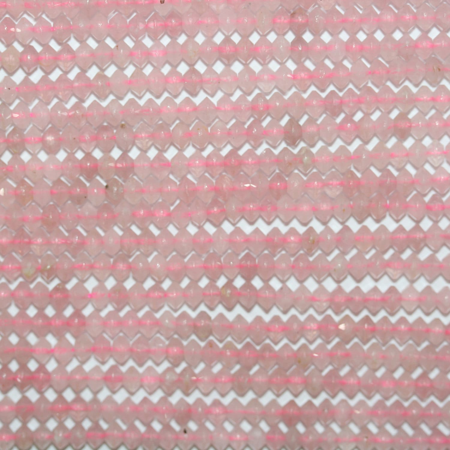 Perles rondelles à facettes en quartz rose St, 15 pouces (4 x 3 mm). Longueur du fil : 39 cm.