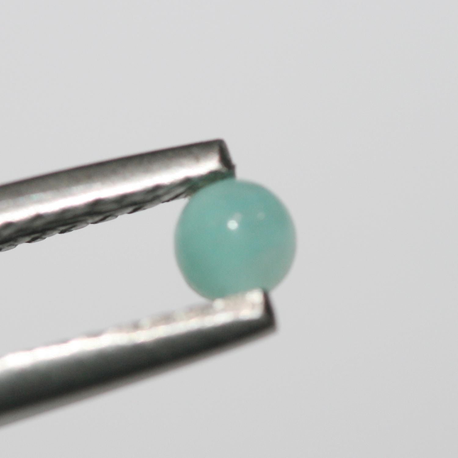 Lote de 25 cabujones redondos lisos de amazonita de 3 mm. (25 piezas)