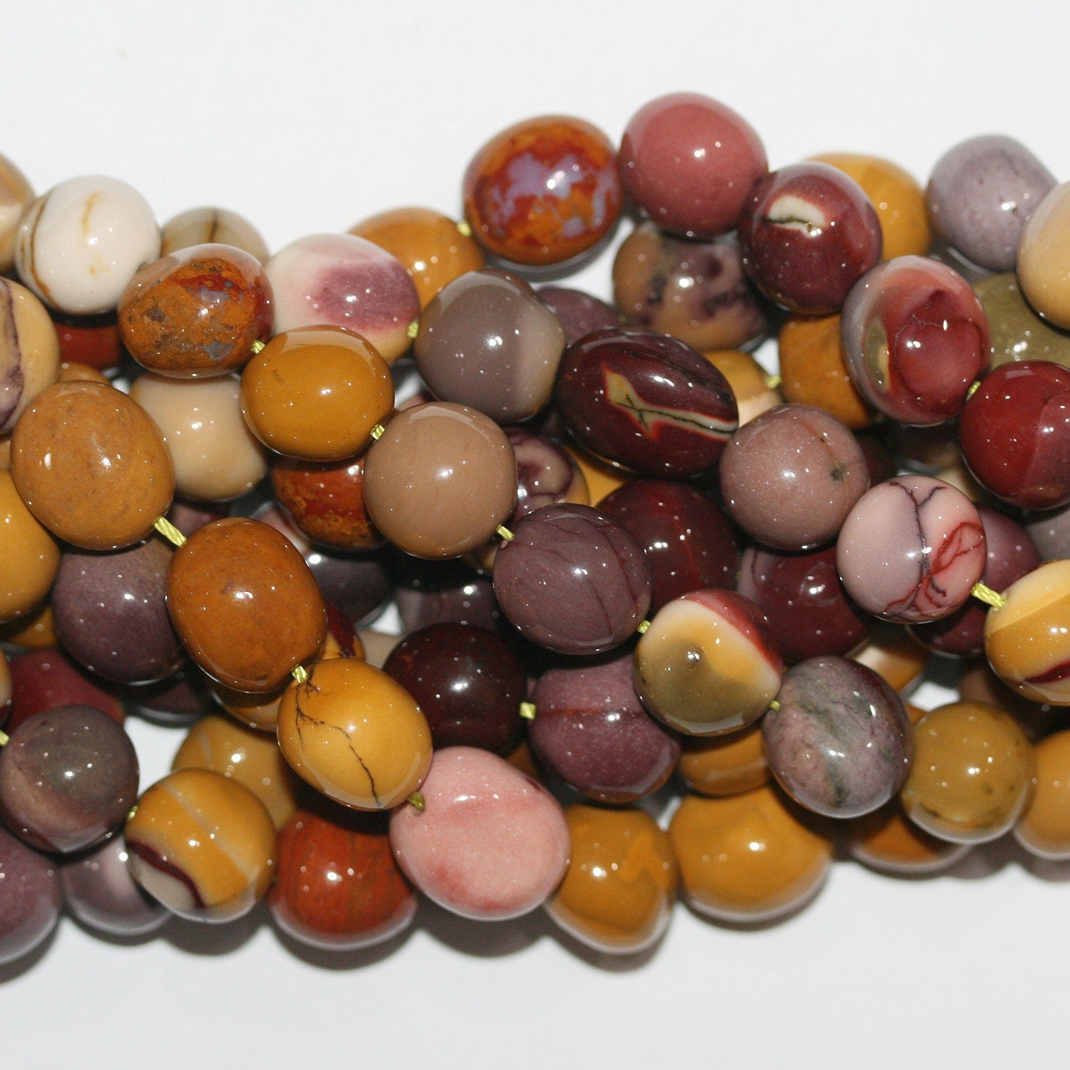 Perles de mookaïte St irrégulières et lisses en forme de pépites, 10-12 mm environ - Longueur du fil : 39 cm