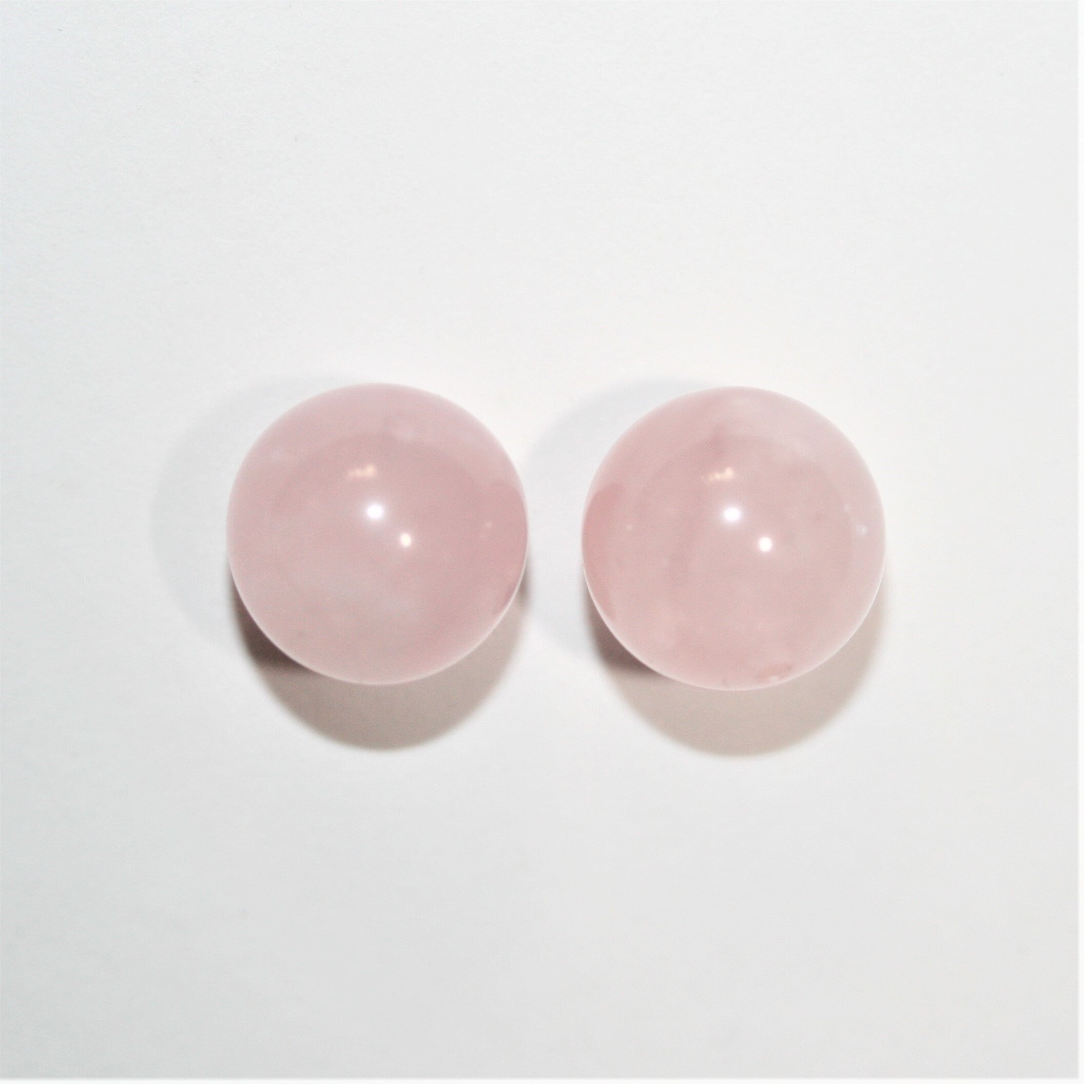 Perles rondes en quartz rose de 10 mm. Semi-percées. (4 paires)