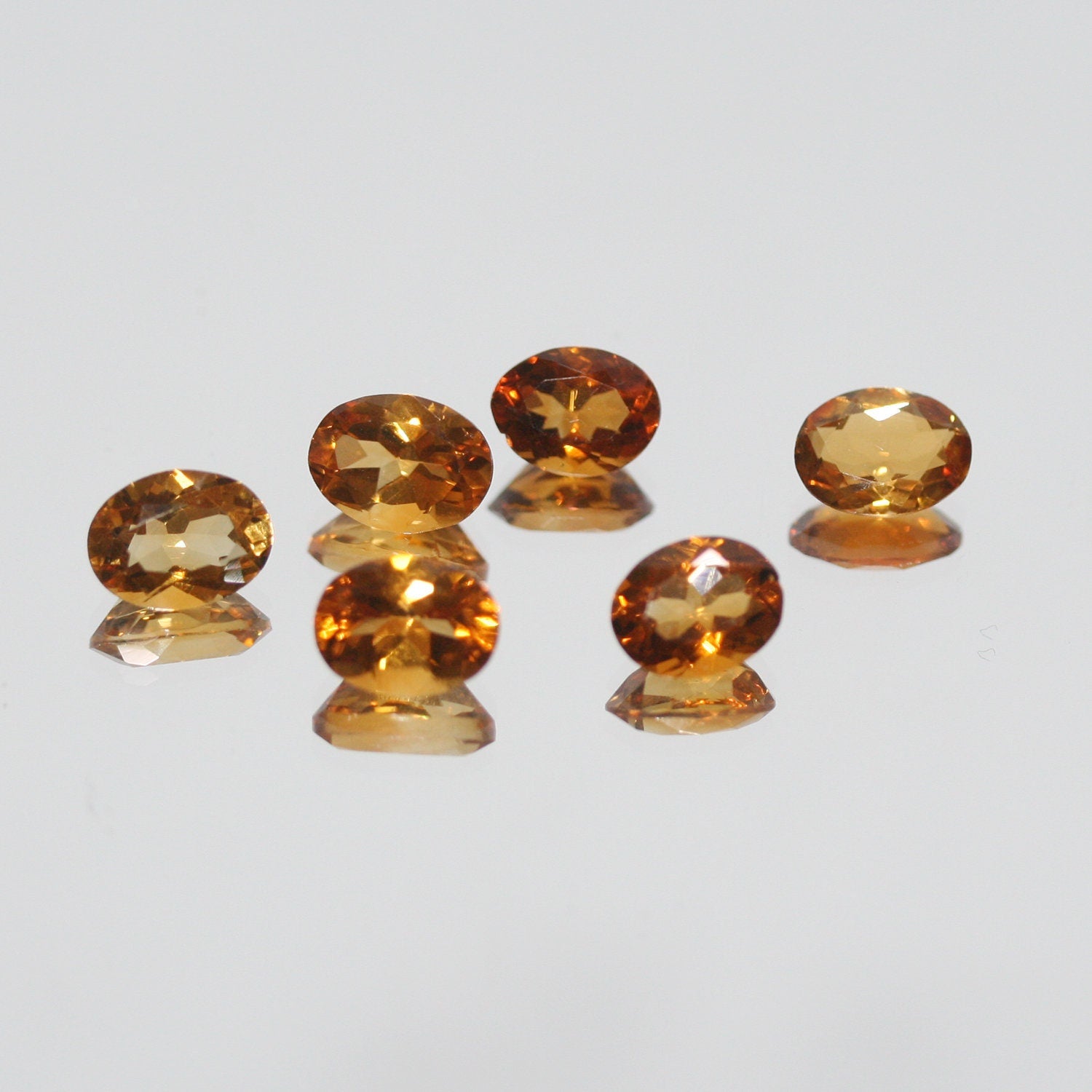 Lote de 6 citrinos palmeiras facetados ovalados de 8 x 6 mm (6 unidades)