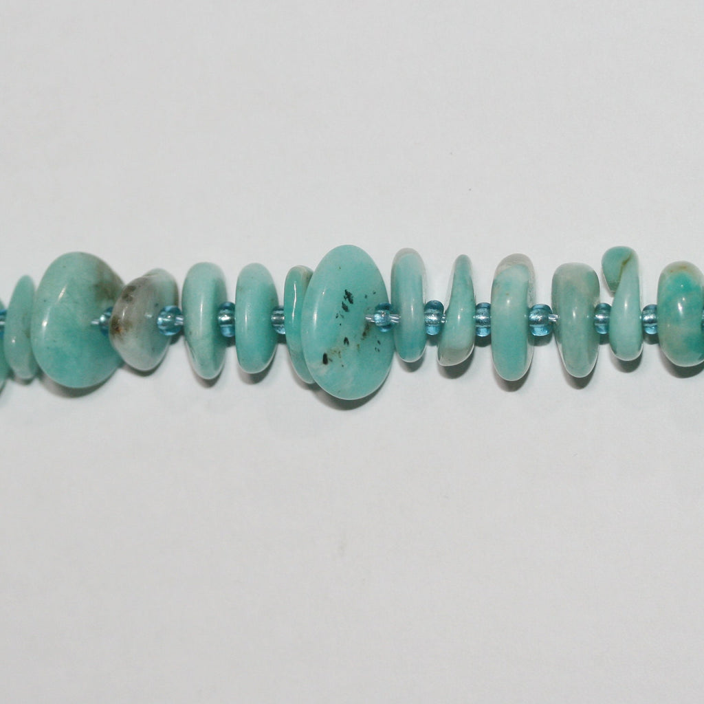Perles d'amazonite St lisses en copeaux de 16 pouces, 10-12 mm environ - Fil de 40 cm.