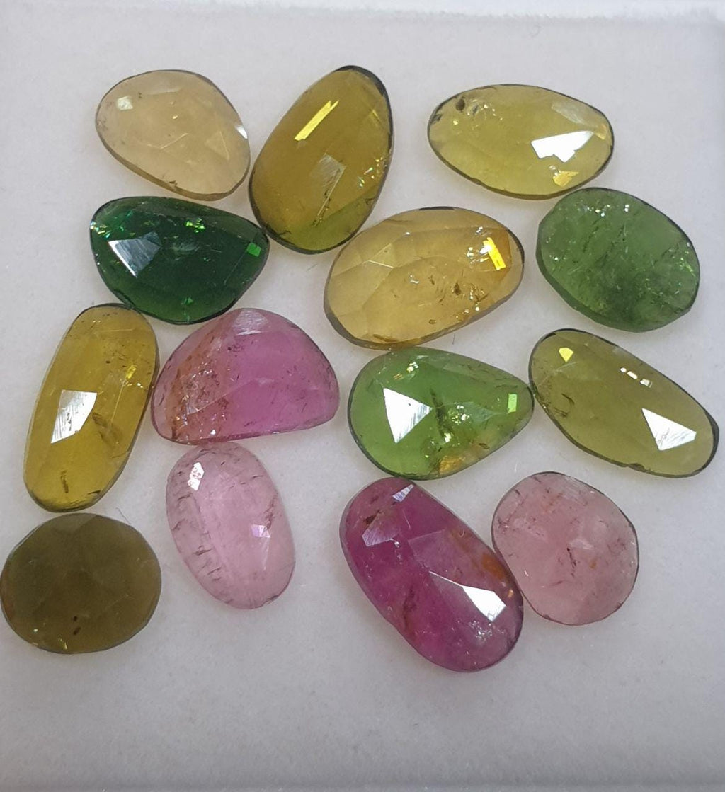 Gran lote de turmalina rosa y verde facetada en corte rosa - Piedras preciosas naturales sin tratar