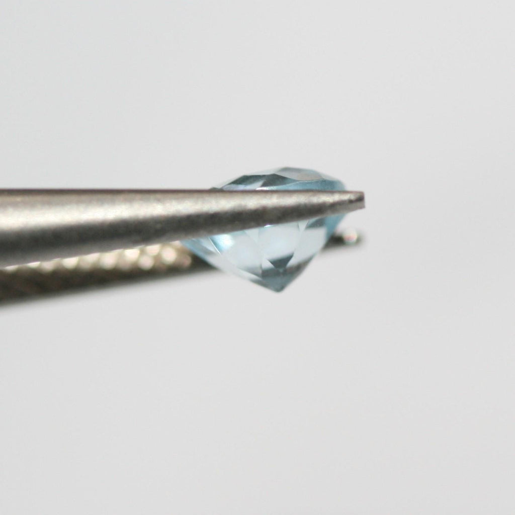 Lote de 8 topacios celestes redondos facetados de 6 mm (8 unidades)