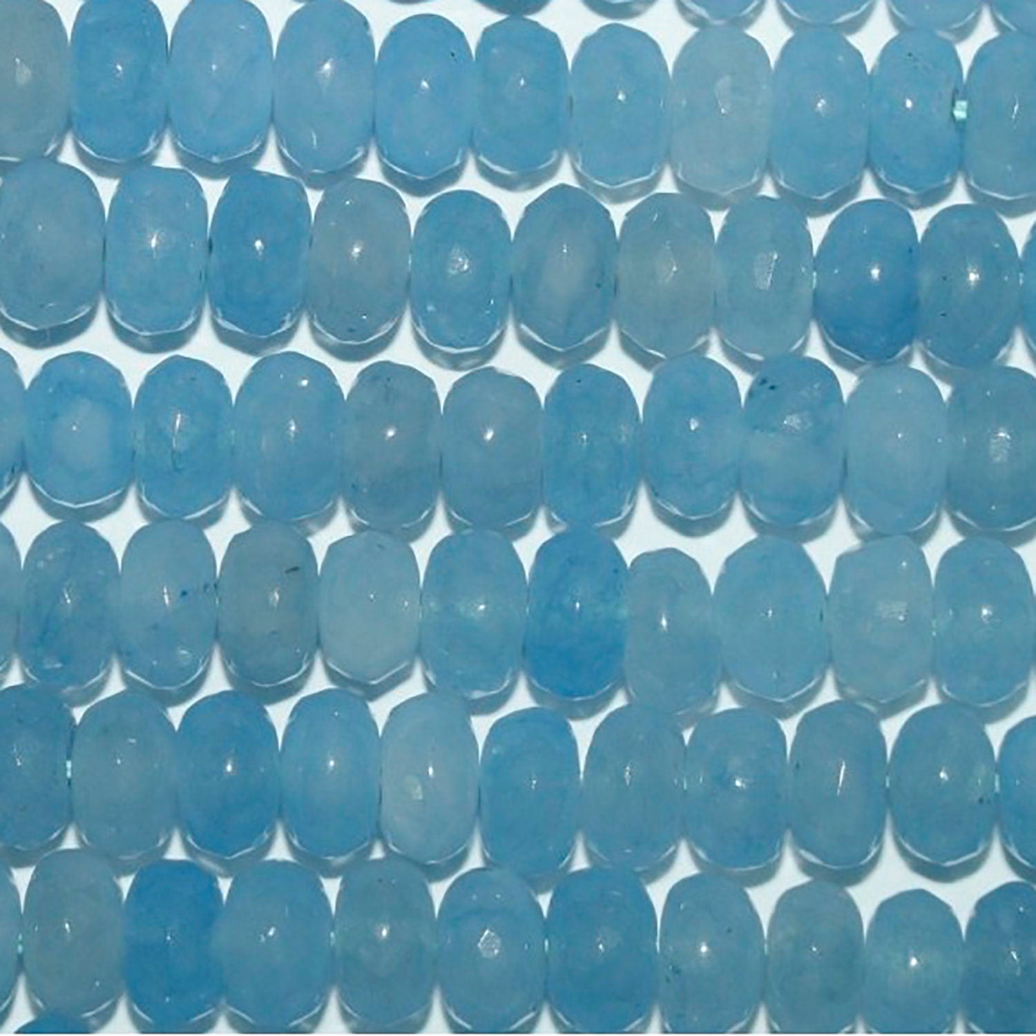 Perles rondelles à facettes en jade bleu de 40 cm (16 pouces), 8 x 5 mm, longueur 40 cm (16 pouces).