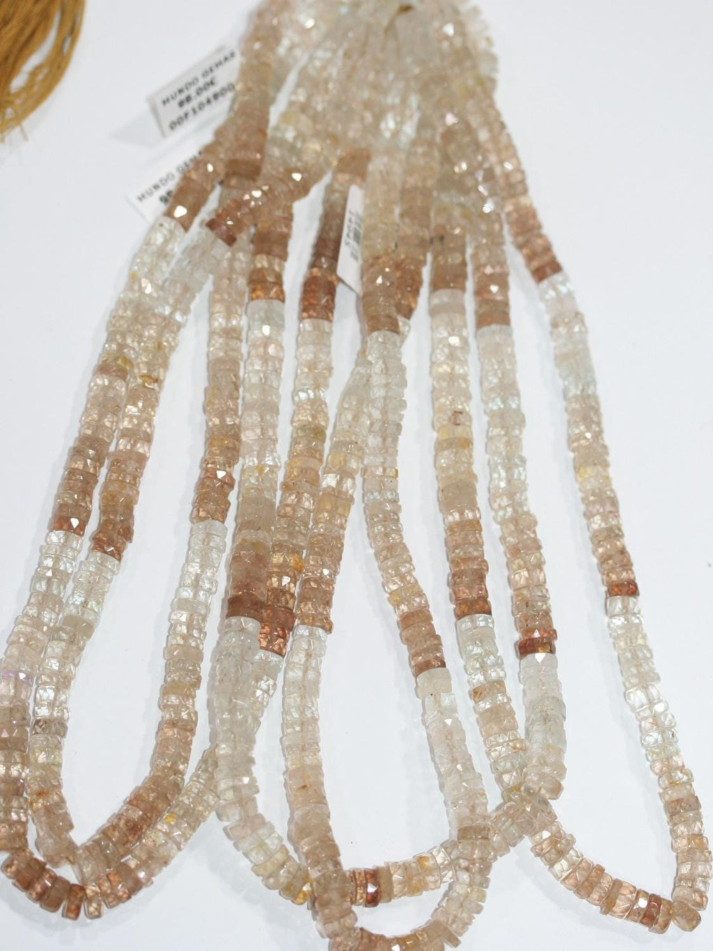 Cuentas de disco facetadas de topacio imperial de 16" (6 x 2 mm) - Hilo de 40 mm - Artículo 14945