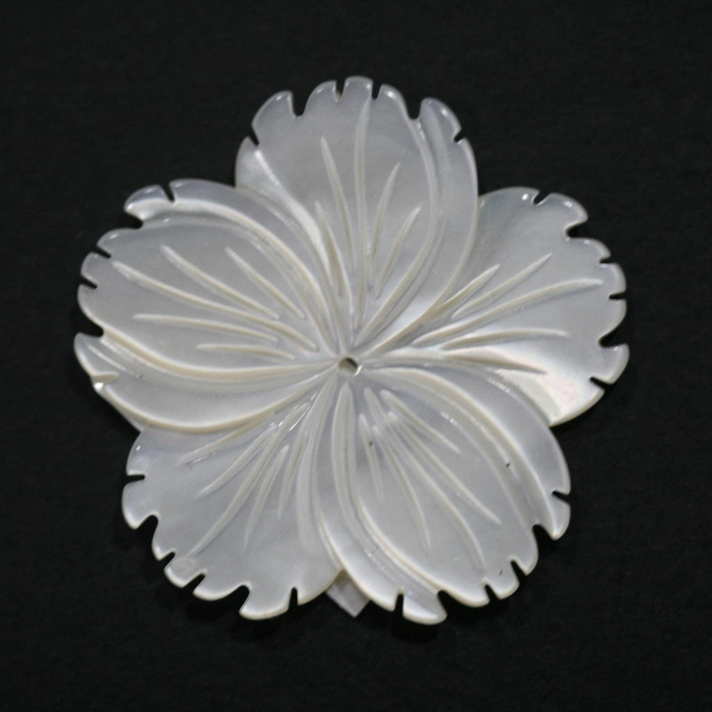 Colgante Flor Tallada Nácar 30mm.- Ref.14835