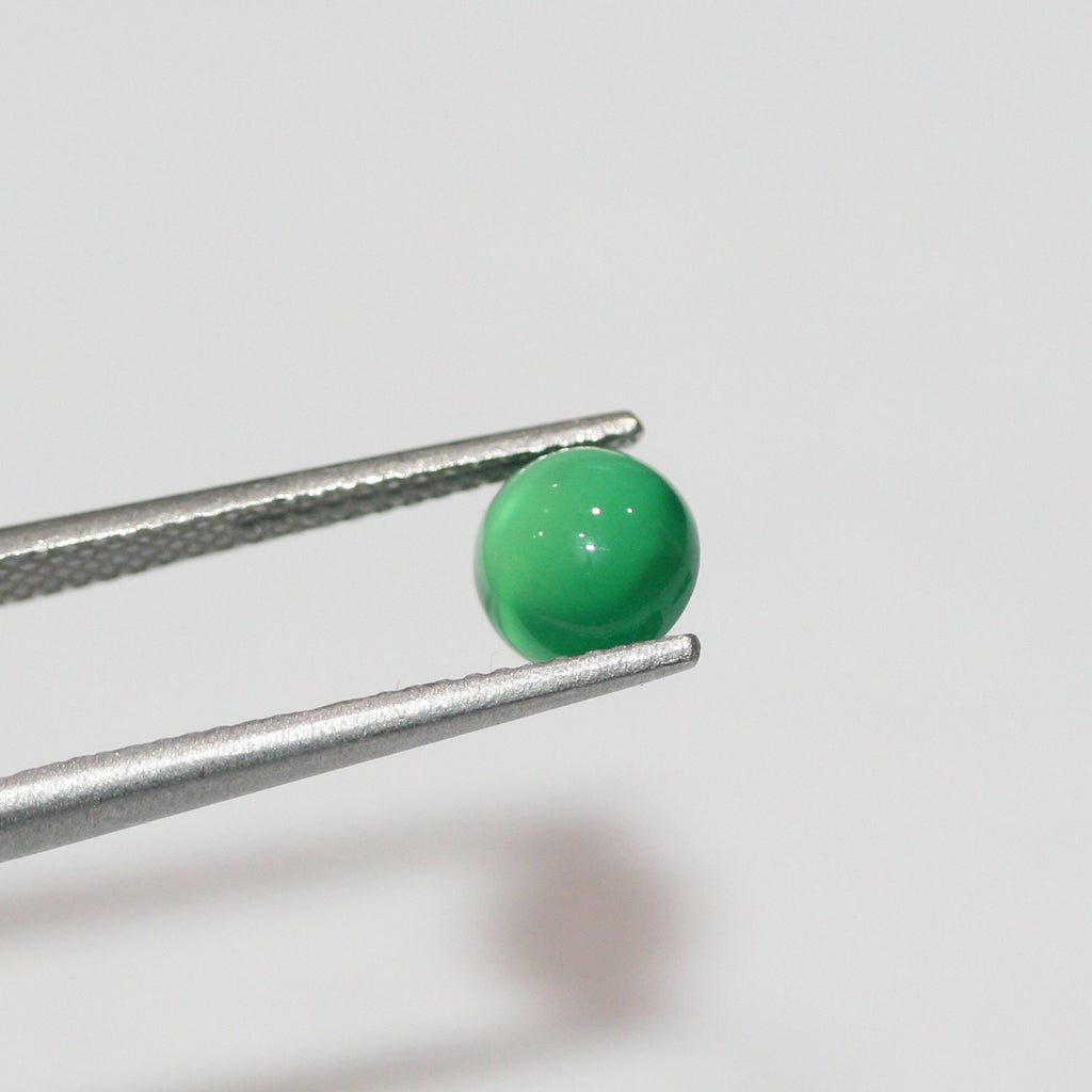 Lote de 20 cabujones redondos de ágata verde de 6 mm. (20 uds.).