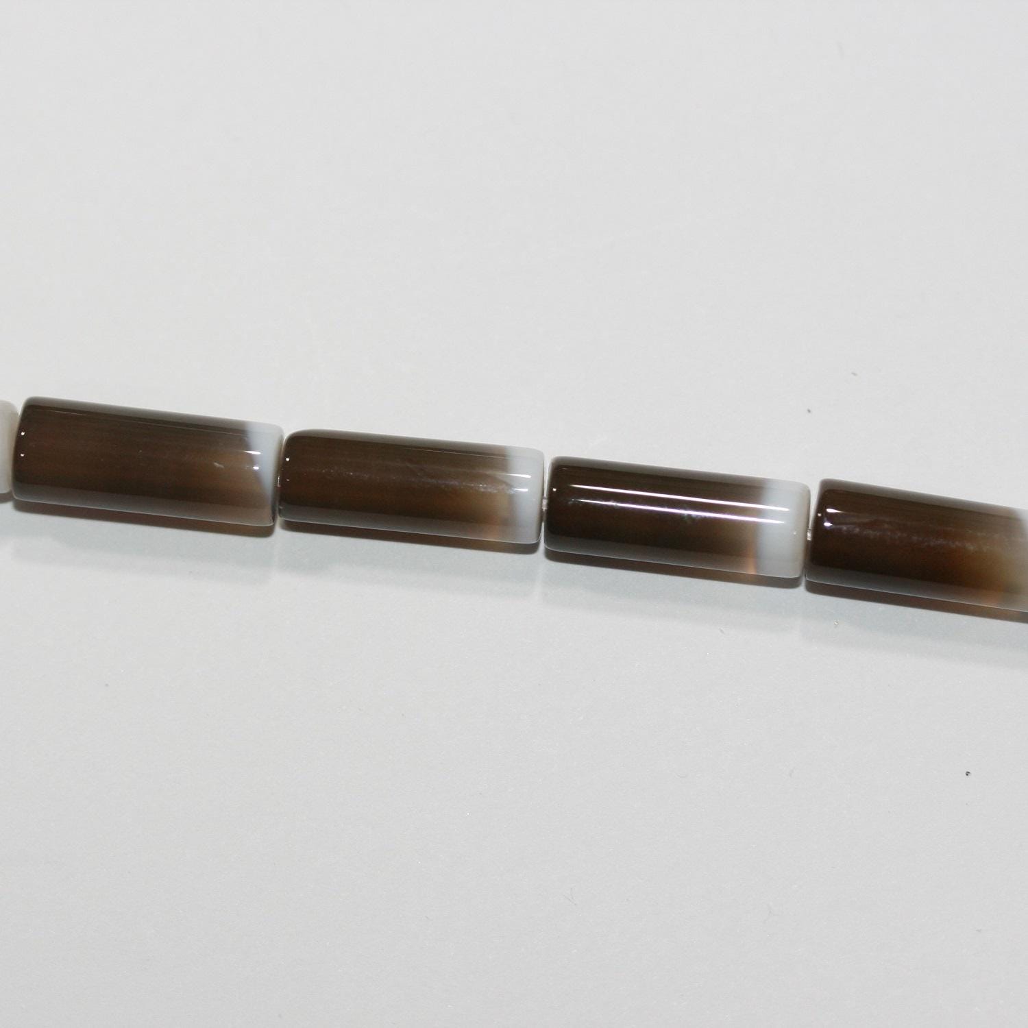 Cuentas tubulares lisas de ágata sardónice marrón de 40 cm, 26 x 14 mm aprox. - Hilo de 40 cm - Artículo 14711