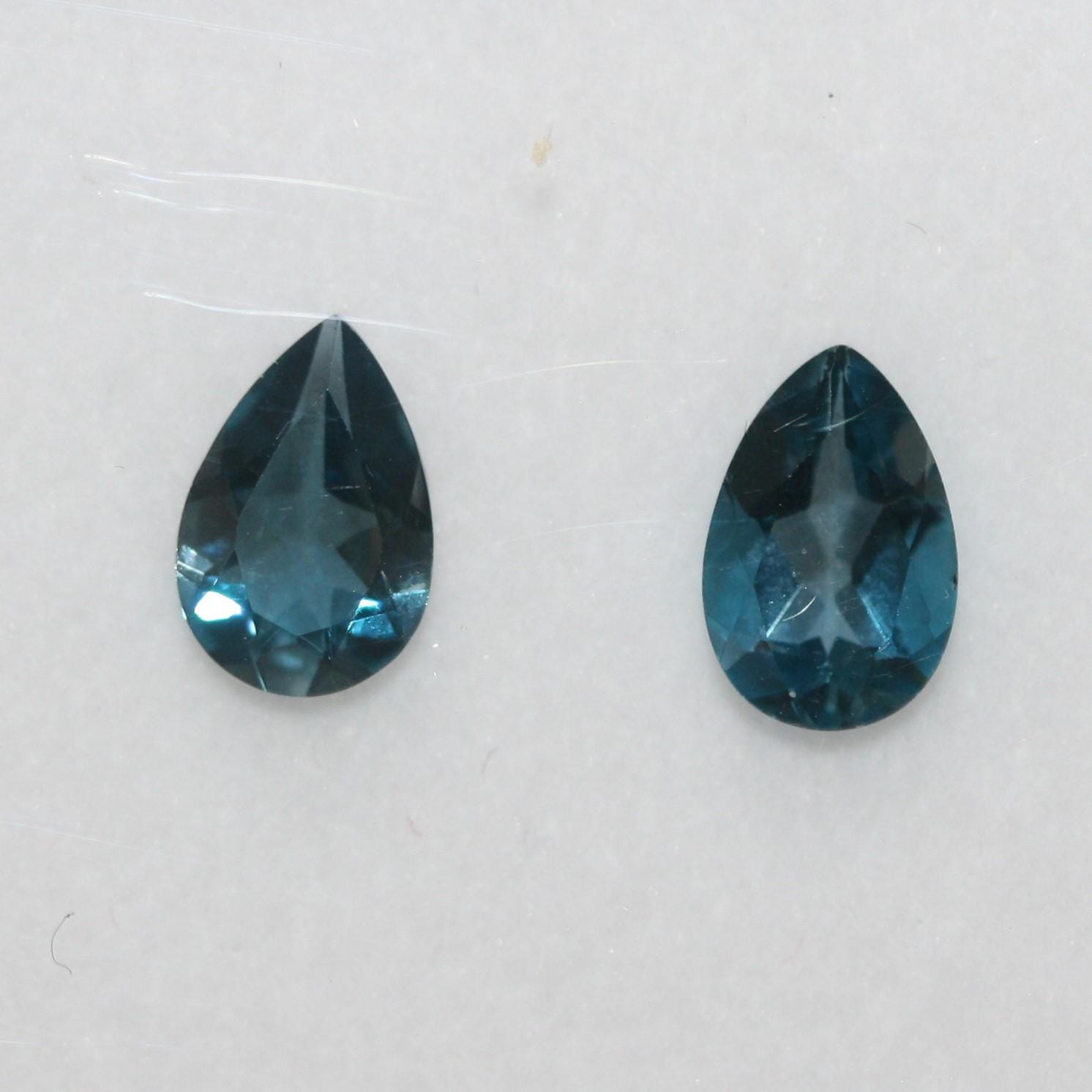 Lote de 2 piezas de topacio azul Londres facetado, gota de 8 x 6 mm (2 piezas)