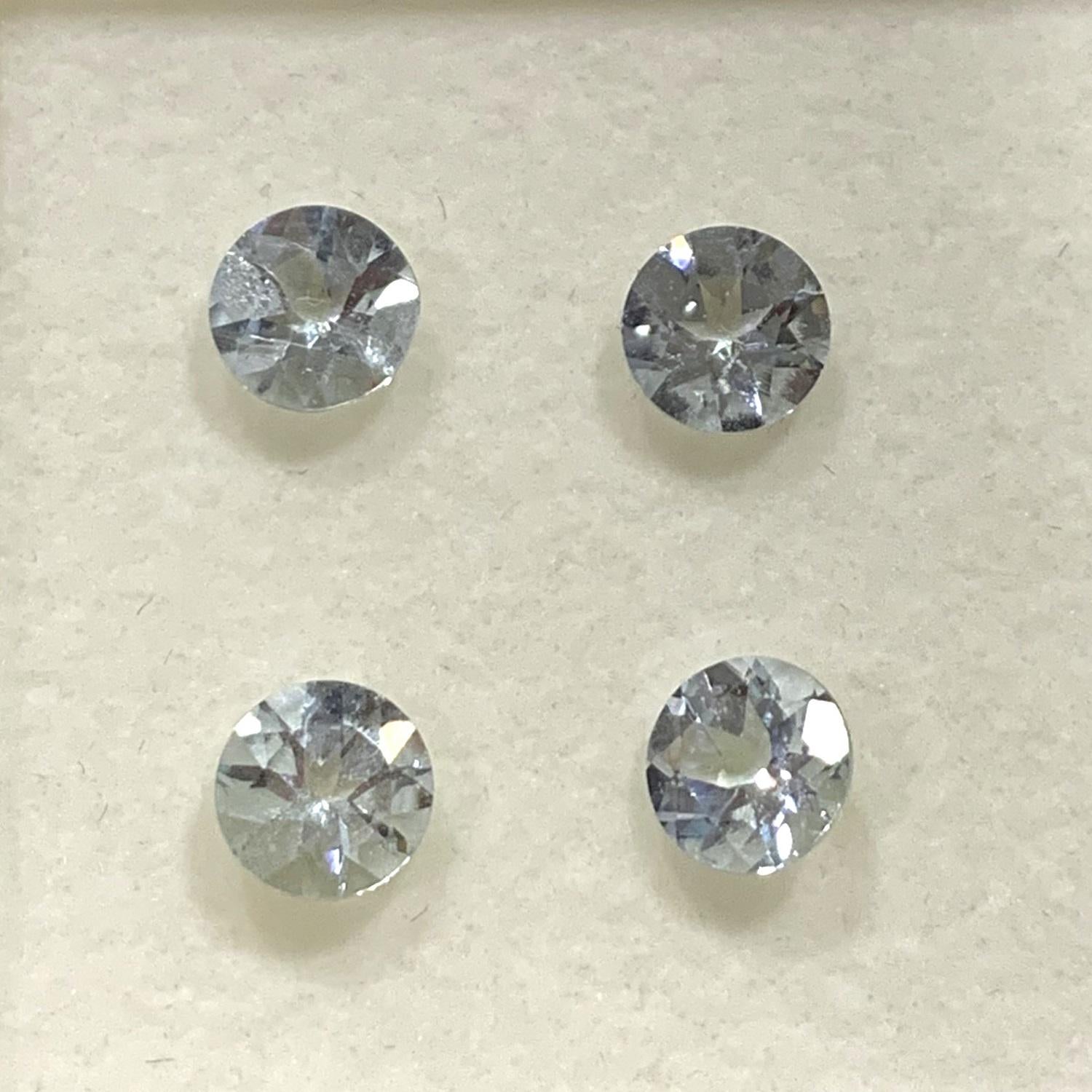 Lote de 4 Aguamarinas Redondas Facetadas de 6 mm (4 Piezas) - Piedras Preciosas al por Mayor - Piedras Talladas de Alta Calidad