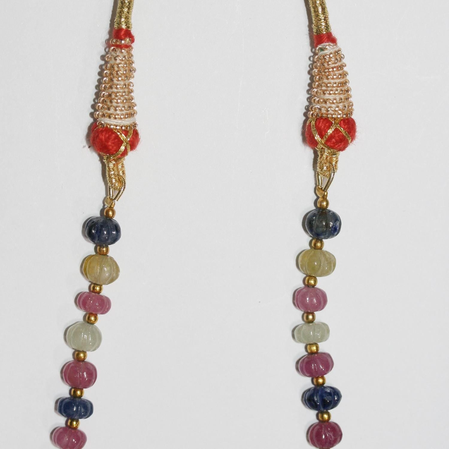 Collar de múltiples zafiros tallados en forma de rondelle de 6 x 5 mm (aprox.).