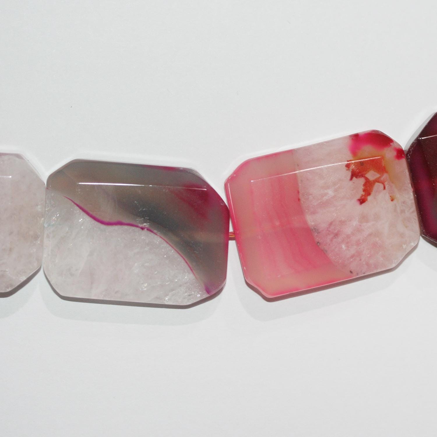 Cuentas rectangulares facetadas de ágata fucsia de 40 x 30 mm (16") - Hilo de 40 cm