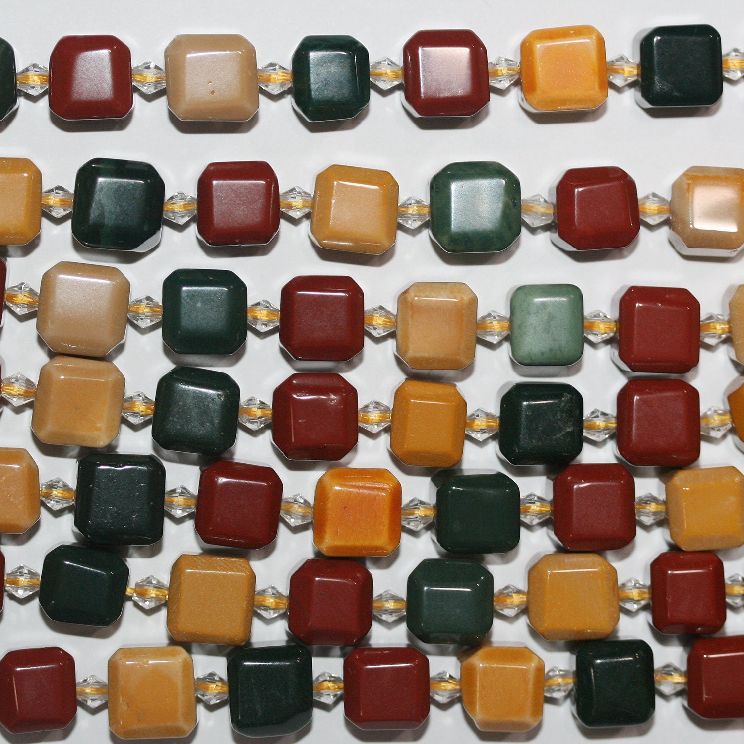 Perles cubiques à facettes en St. Mookaite, 14 pouces, 10 mm - Fil de 38 cm