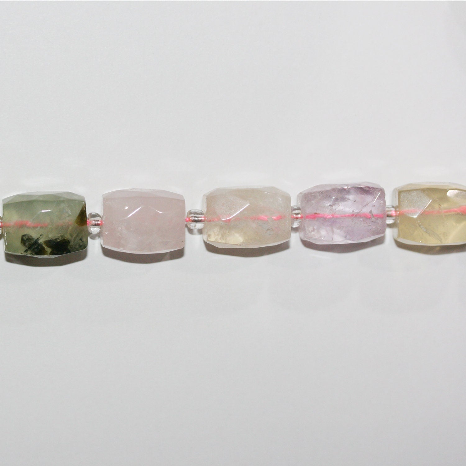 15" St Mix Quartz Facetté Prism Beads 16x12mm.-String 39cm.Améthyste, Citrine, Quartz Rose et Préhnite.