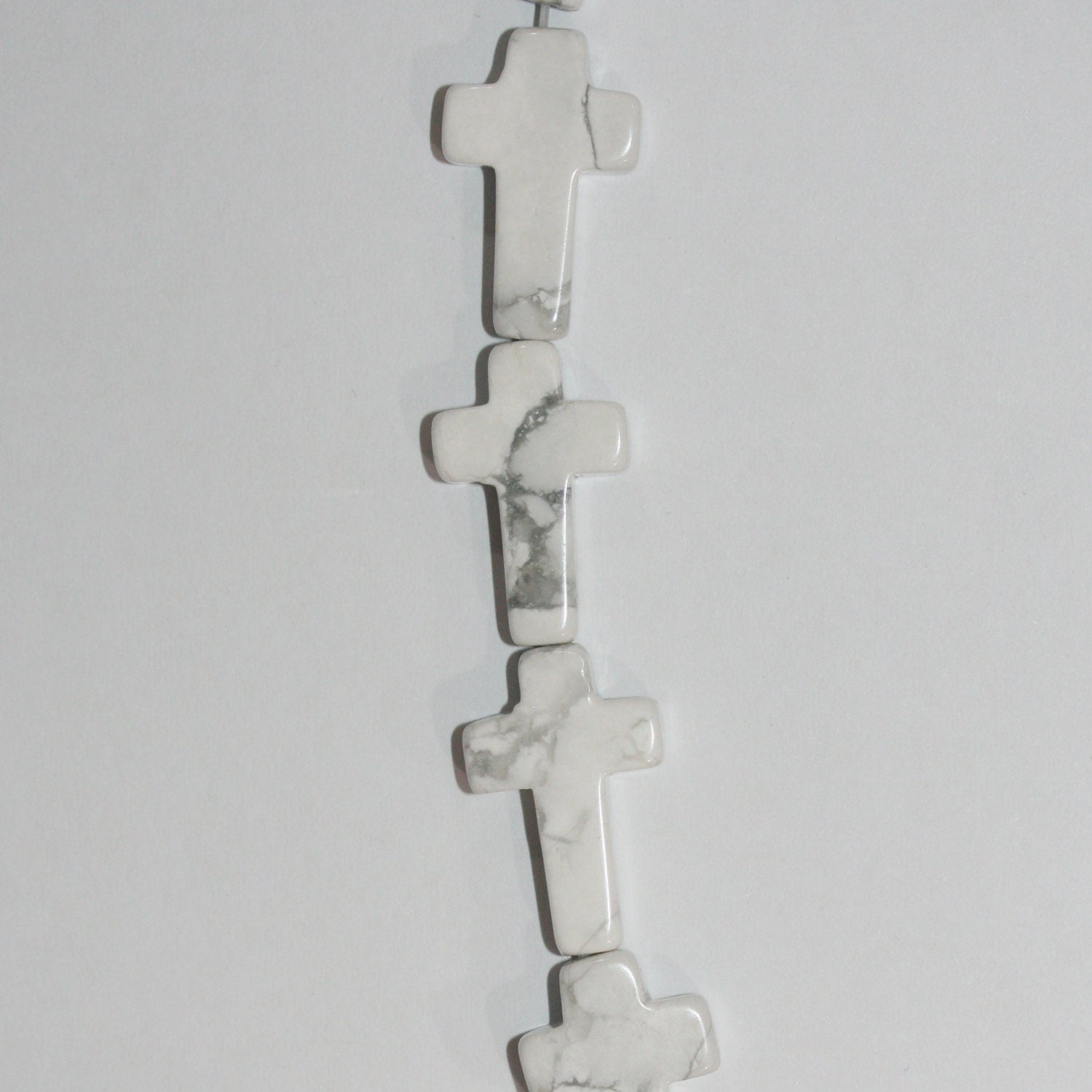 16" St White Howlite Smooth Cross Beads 20x12mm.-Hilo 40cm.