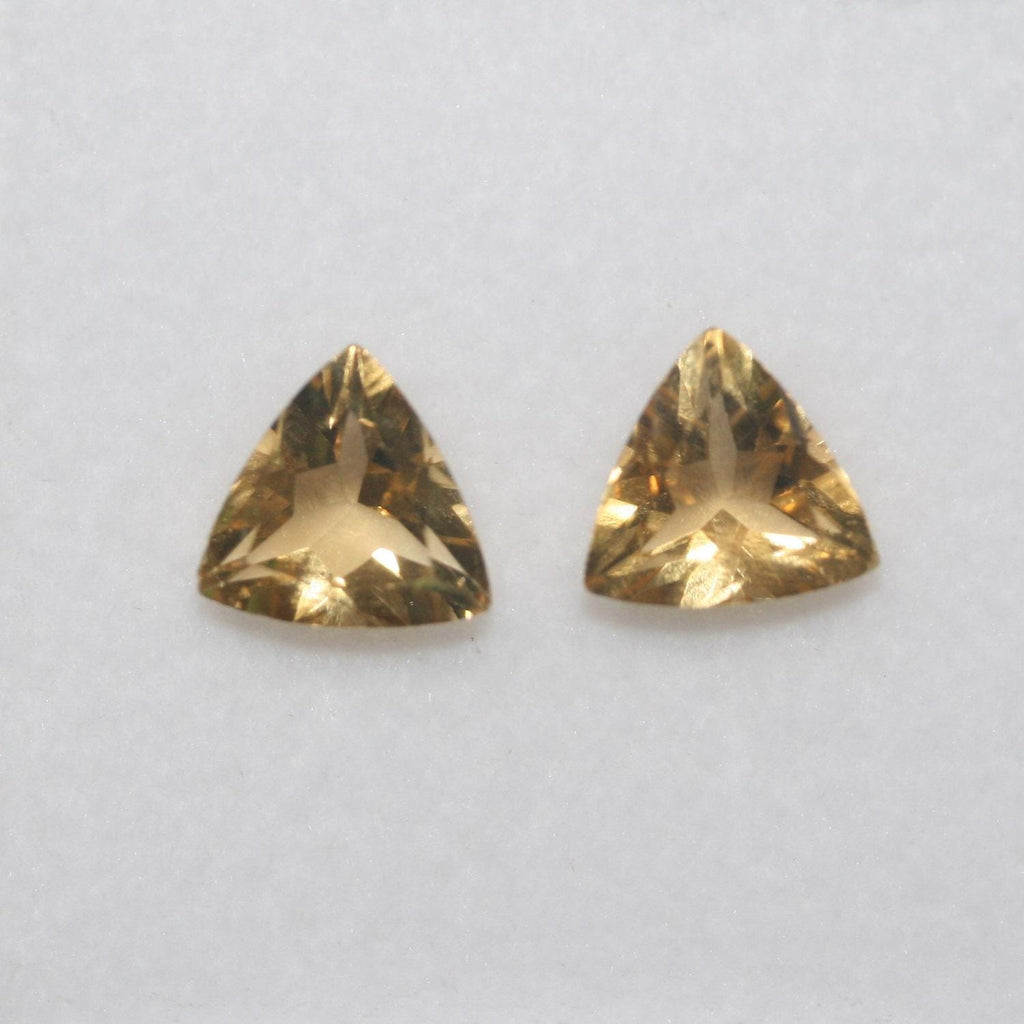 Lote de 2 citrinos trillón facetados de 9 mm (2 piezas) - Ref. 645LO