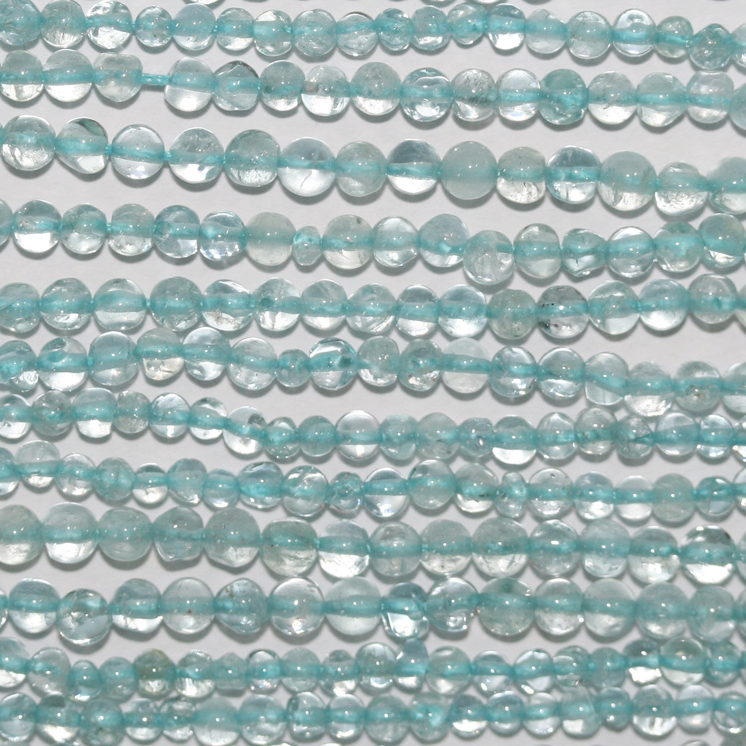 12" St Aquamarine Smooth Round Beads 2.5-3mm.-Strand 33cm.