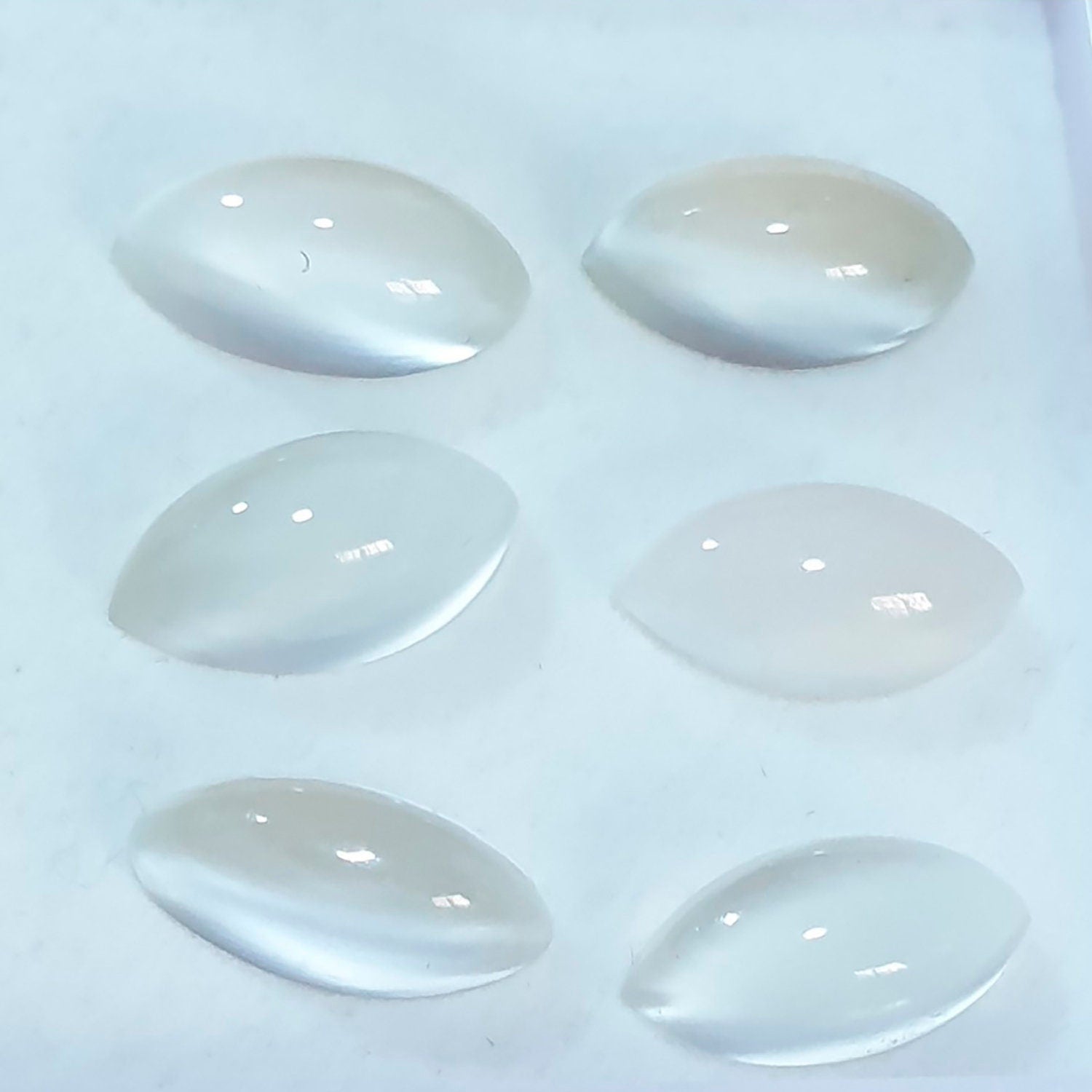 Lote de 6 cabujones de piedra lunar marquesa de 12 x 6 mm. (6 uds.)